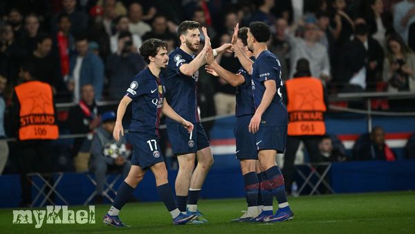 PSG Edge Liverpool As Kvaratskhelia Shines