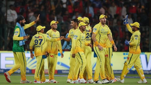 Will Injuries Derail CSK’s IPL 2026 Playoff Dreams? Stephen Fleming Speaks Out