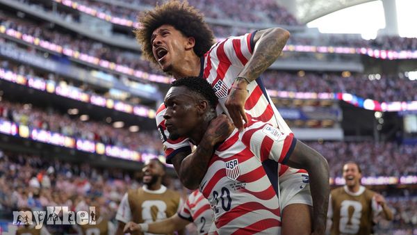 United States Beat Paraguay 4-1 As Balogun Shines In World Cup Opener