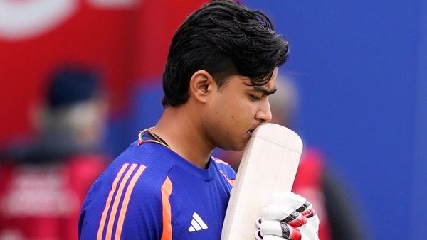 Rahul Dravid’s Warning for Vaibhav Sooryavanshi: ‘He’s Only 15, We Have to Be Patient’