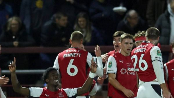 Fleetwood Town Stun Arsenal: Who is The Only Premier League Winner to Have Played for the League Two Club?