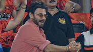 వెంకీ మామ- కావ్యా పాప: నవ్వుల బాంబులు.. !!