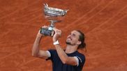 French Open: జ్వెరెవ్ గెలిచెన్.. 12 ఏళ్ల నిరీక్షణకు తెర!