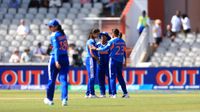 IND W Vs AUS W: மகளிர் டி20 உலககோப்பை வாழ்வா? சாவா? போட்டியில் இந்தியா பேட்டிங்..அணியில் ஒரு மாற்றம்