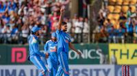 IND vs AFG: 6.5 அடி உயரம்.. அறிமுக போட்டியில் முதல் ஓவரிலேயே விக்கெட் எடுத்த குர்னூர் பிரார்
