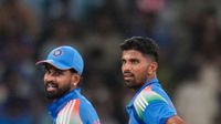 IND Vs IRE: ஒரு ஓவர் வீசவா இந்த 26 வயது வீரரை அணியில் வச்சிருக்கீங்க? - அஸ்வின் கேள்வி