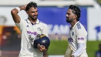 IND vs SL: சாய் சுதர்சன் இடத்தை காலி செய்த தேவ்தத் படிக்கல்.. முதல் டெஸ்ட் சதம்.. 24 வருட ரெக்கார்டு