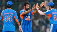 ஆசிய போட்டி இந்திய கிரிக்கெட் வீரர்கள் ஜெர்சியில் சிக்கல்..சொந்த செலவில் ஹோட்டலில் தங்கவைத்த பிசிசிஐ