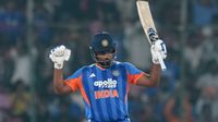 IND vs WI: சஞ்சு சாம்சன் 20 பந்துகளில் அதிரடி அரைசதம்.. முக்கிய கட்டத்தில் விழுந்த விக்கெட்டு