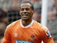 Epl Queens Park Rangers Sign Campbell From Blackpool