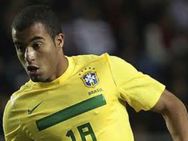 Manchester United Close In On 30m Lucas Moura