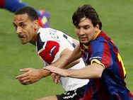 Pre Season Barcelona Beat Man United On Penalties