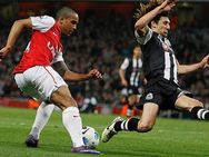 Epl 2012 13 Theo Walcott To Leave Arsenal In January