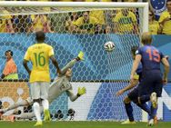 Netherlands Beat Brazil 3 0 To Finish Third In 2014 World Cup