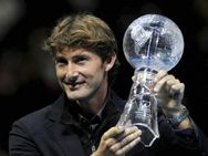 Former Tennis Star Mosquito Ferrero Turns Caddie Sergio Garcia