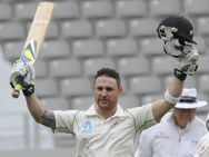 Brendon Mccullum Matches Don Bradman