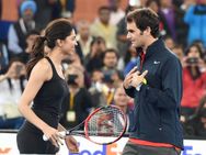 Iptl Aamir Khan Deepika Padukone Play With Roger Federer Delhi