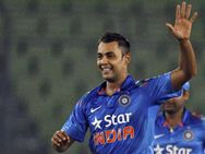 Stuart Binny Is The Best Seam All Rounder India Ms Dhoni