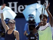 Paes Hingis Cruise Into Australian Open Mixed Doubles Final