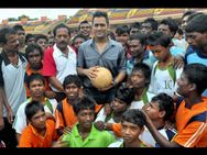 World Cup Dont Have Listen Everything That Fans Say Ms Dhoni