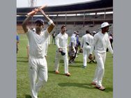 Holders Karnataka Beat Mumbai Enter Ranji Trophy 2014 15 Final