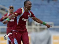 Dwayne Bravo S Diving Catch Image Wins Award