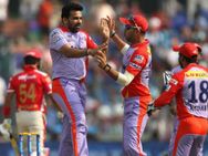 Brilliant Comeback Zaheer As Dd Thrash Kxip 9 Wickets