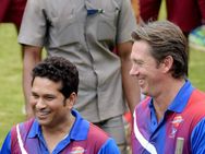 Tendulkar Recalls Playing 6 Maiden Overs Mcgrath