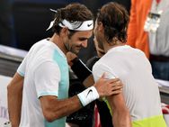 Iptl Nadal Downs Federer In Thriller As Aces Beat Royals 30 