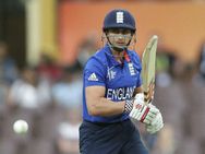 England Test Cricketer Forced Retire Due Serious Heart Condition