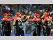 Ipl 9 Ab De Villiers Stuart Binny Catch Mumbai Indians