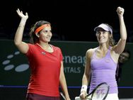 French Open Sania Mirza Martina Hingis Enter Second Round