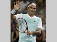 Below Par Roger Federer Into Wimbledon Second Round