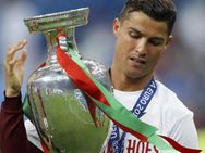 Ronaldo S Speech At Half Time Inspired His Team To Win Euro