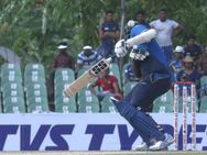 Scott Boland Bouncer Smashes Into Angelo Mathew Helmet