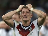 Bastian Schweinsteiger S Emotional Open Letter Fans Germany