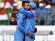 Hardik Pandya Makes Odi Debut Against New Zealand Twitter Congratulate