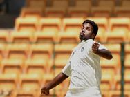 Ranji Trophy Aaron Ashish Help Jharkhand Bundle Maharashtra