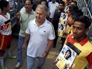 Isl Zico Slams Referee After Match Against Atk Might Get Punished Aiff