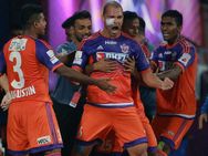 Isl Fc Pune City Ease Pressure With 2 1 Win Over Atletico De Kolkata