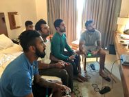 India Vs England Virat Kohli Team Mates Play Video Game Cyclone Vardah Chennai