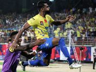 Isl Kerala Blasters Sail Into Semis Beat Northeast United 1 