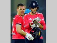 Eoin Morgan Complain Against Umpire Shamshuddin After Hammer Blow Wrong Decision