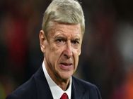 Arsene Wenger Set Face Fa Ban Pushing Fourth Official