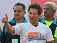 Gopi Monika Athare Win Idbi New Delhi Marathon