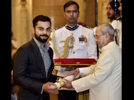 Virat Kohli Deepa Malik Sreejesh Receive Padma Shri Award Rashtrapati Bhawan