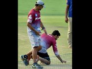 Ipl 2017 Delhi Coach Dravid Skipper Zaheer Inspect Eden Pitch Kkr Tie