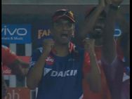 Ipl 2017 Rahul Dravid S Animated Celebration Delhi Gujarat Match Twitter Reaction