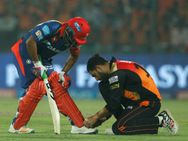 Ipl Legend Yuvraj Singh Wins Hearts After Tying Rishabh Pant Shoe Lace