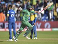 Champions Trophy Final Sarfraz Ahmed Wants Pay Tribute His Idol Ms Dhoni